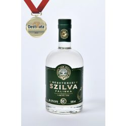 Farm Selection Besztercei Szilvapálinka 51% 0,5 l